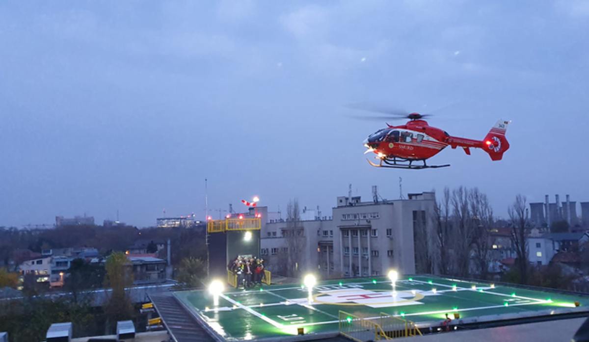 Primul elicopter SMURD a aterizat pe noul heliport al Spitalului Universitar din București