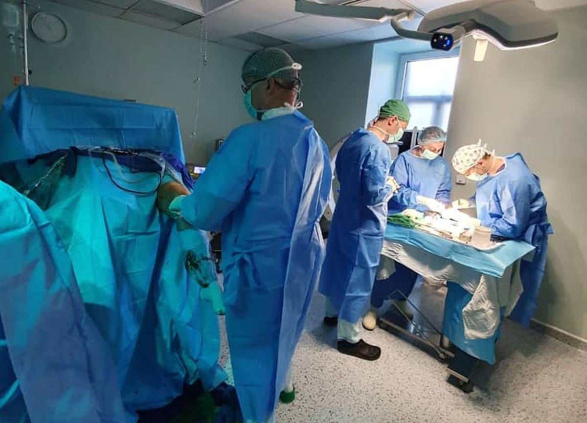 Spitalul Militar Timișoara: Performanța chirurgicală se poate obține doar în echipă