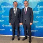 România începe negocierile cu Pfizer pentru conversia datoriei în medicamente inovatoare. Rogobete: „Este un început important”