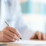 Vaccinul ARNm personalizat pentru melanom: ce arată studiile și când ar putea deveni disponibil