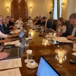 Continuă negocierile cu sindicatele: nicio scădere de venituri în Sănătate