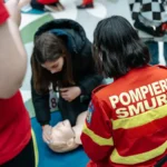 Lecții gratuite de prim ajutor, astăzi, în Piața Universității din București