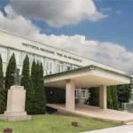 Institutul Oncologic Cluj se iluminează în roz. Octombrie este luna conștientizării cancerului de sân