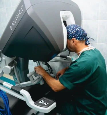 Cluj Oncology Institute completes 100 robot-assisted operations